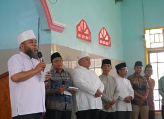 Warga Terima Bantuan Baznas, Helmi Hasan Harap Bisa Bantu Buka Usaha